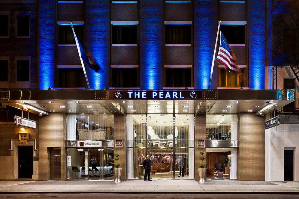 Times Square Hotel near Broadway Theaters | The Pearl Hotel